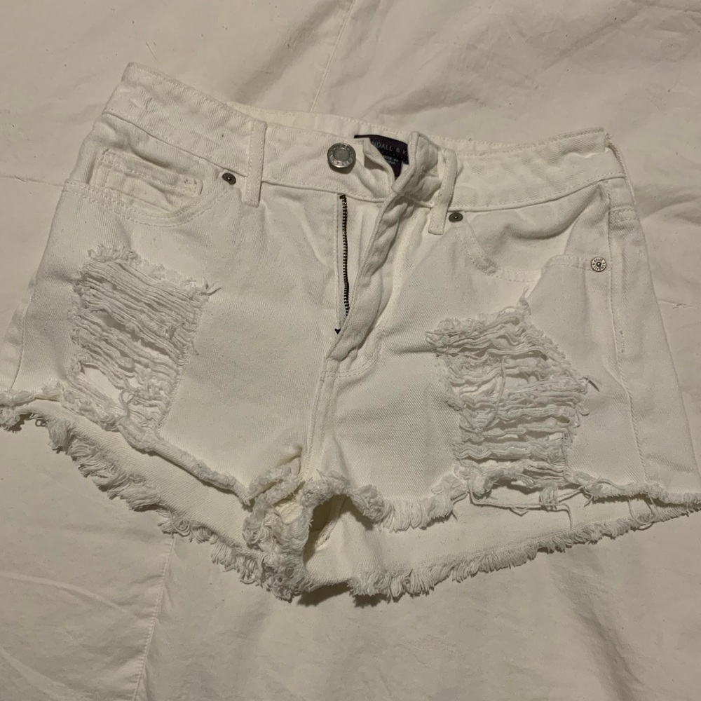 Kendall & Kylie All White Denim Shorts
